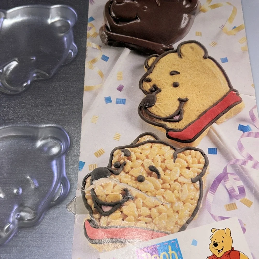 Pooh Cookie Treat Pan